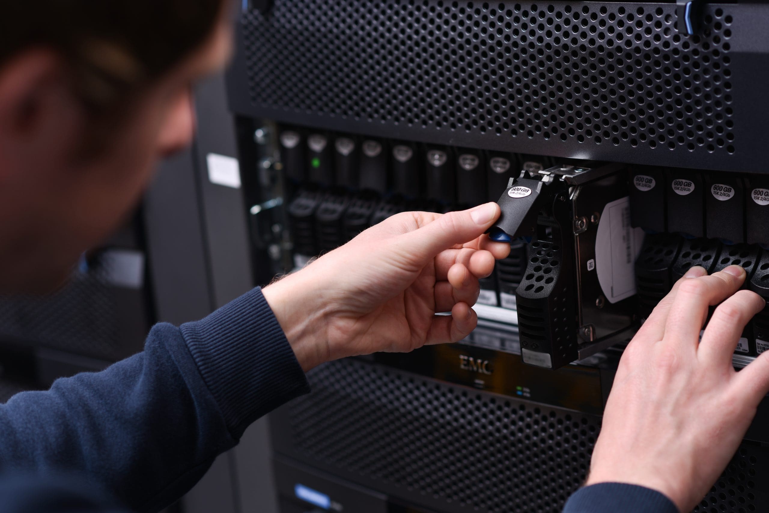 Cantium employee removing storage from a server in the cloud data centre